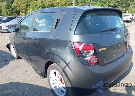 2014 Chevrolet Sonic Lt Manual from USA, damaged, VIN 1G1JD6SB8E4153079